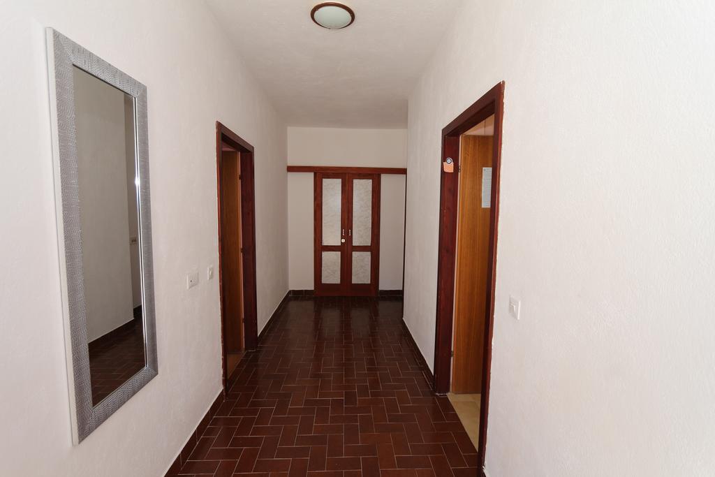 Apartments Antoneta Макарска Екстериор снимка