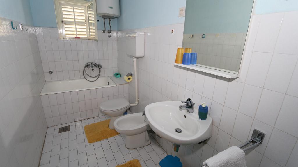Apartments Antoneta Макарска Екстериор снимка